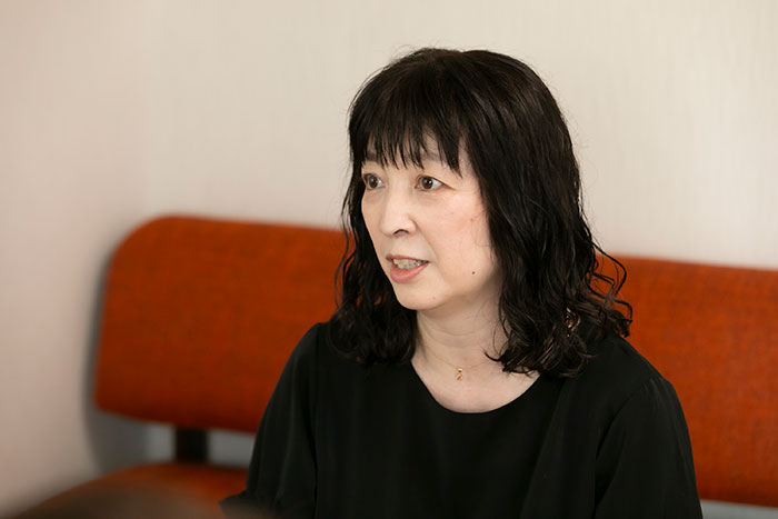 スカッシュ選手のシニア英美里(えみり)さんの母・純枝さんの写真