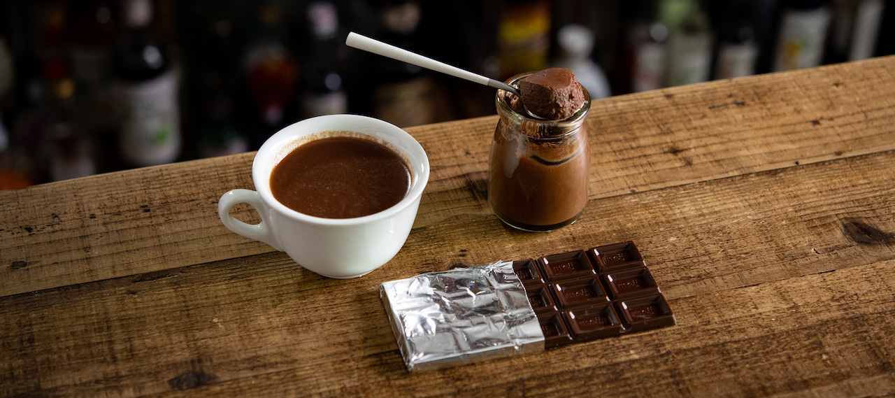 板チョコで作る 濃厚チョコムース ホットチョコレート Plus Thermos プラスサーモス 日々の暮らしのヒントに